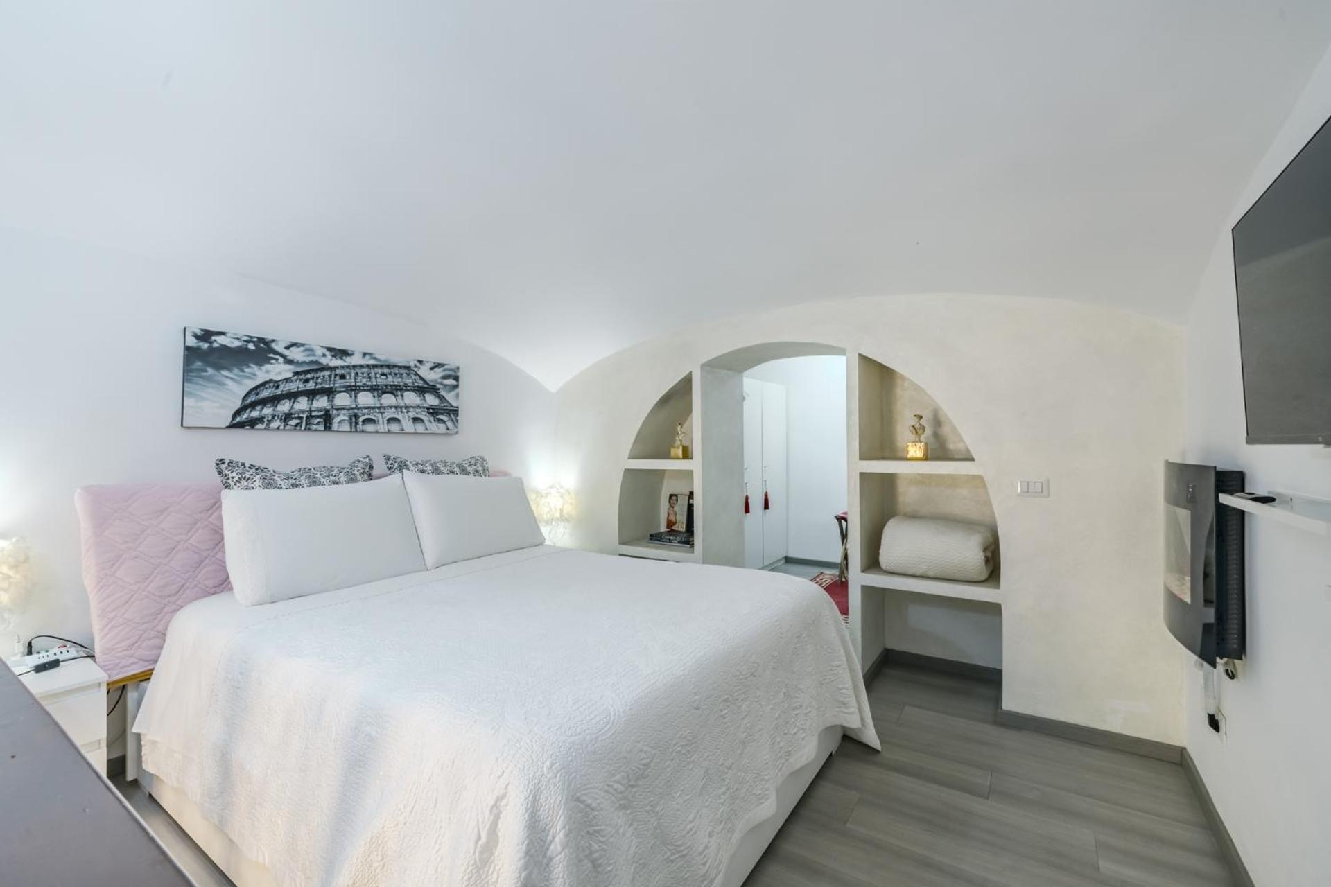 Diana Romantic Loft * Rome